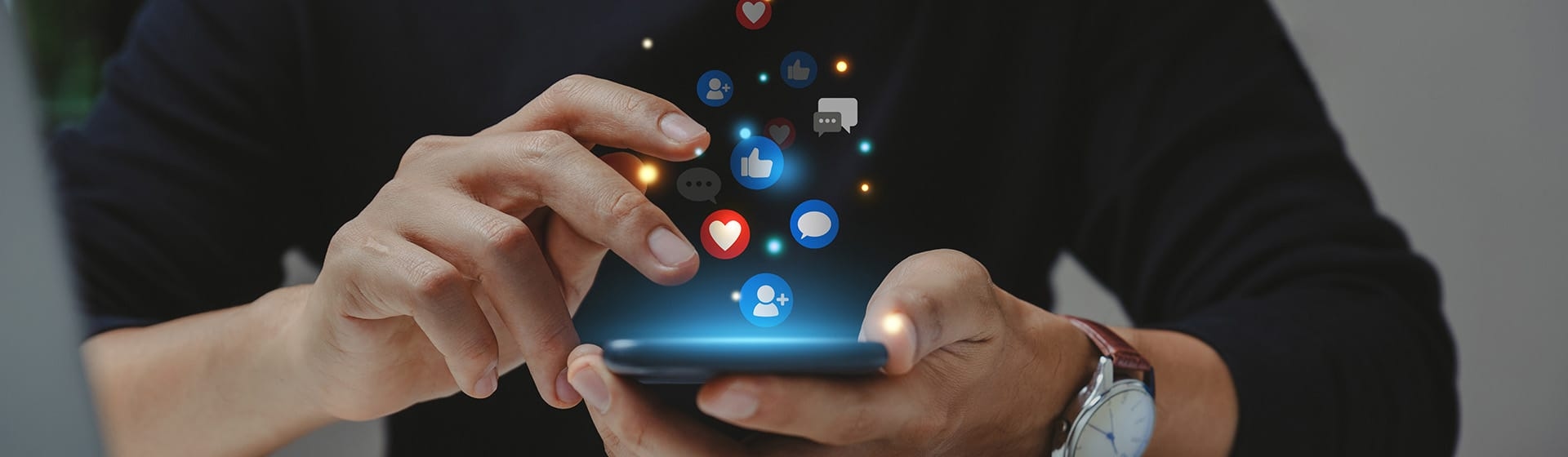 Featured Image of Managing Employee Social Media Use